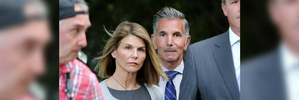 Actor Lori Loughlin Sentenced to Two Months Imprisonment in College Admission Scandal “Varsity Blues”