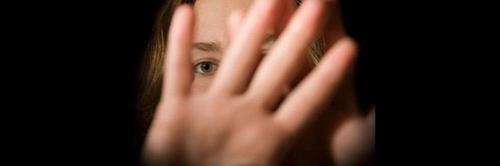 Touching Cheeks of Minor Girl without Sexual Intent Not an Offence, Rules Special POCSO Court