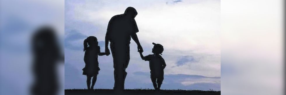 “Father's Responsibilities Wouldn't End With Son Attaining Majority”: Delhi High Court
